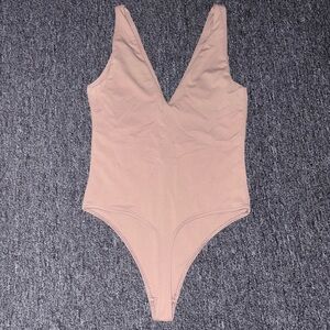 Babaton Contour Top in Brown